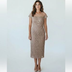 J S Collection Lace Gown Dress Beige Floral Lined Zip Embellish New size 10